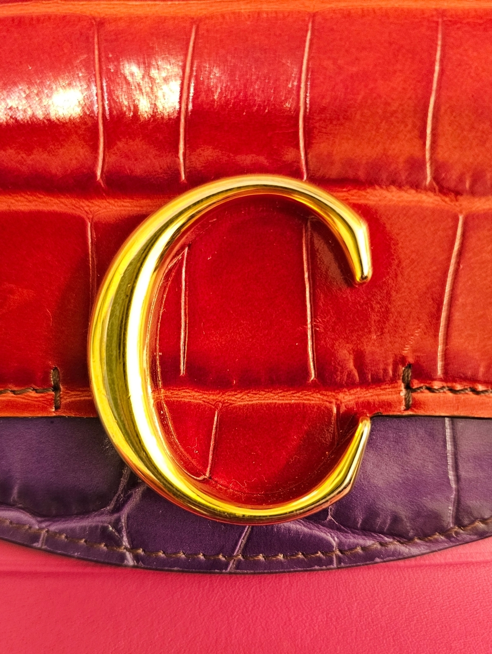 CHLOE Compact Tri-Fold Croc-Embossed Wallet - Picture 3 of 10